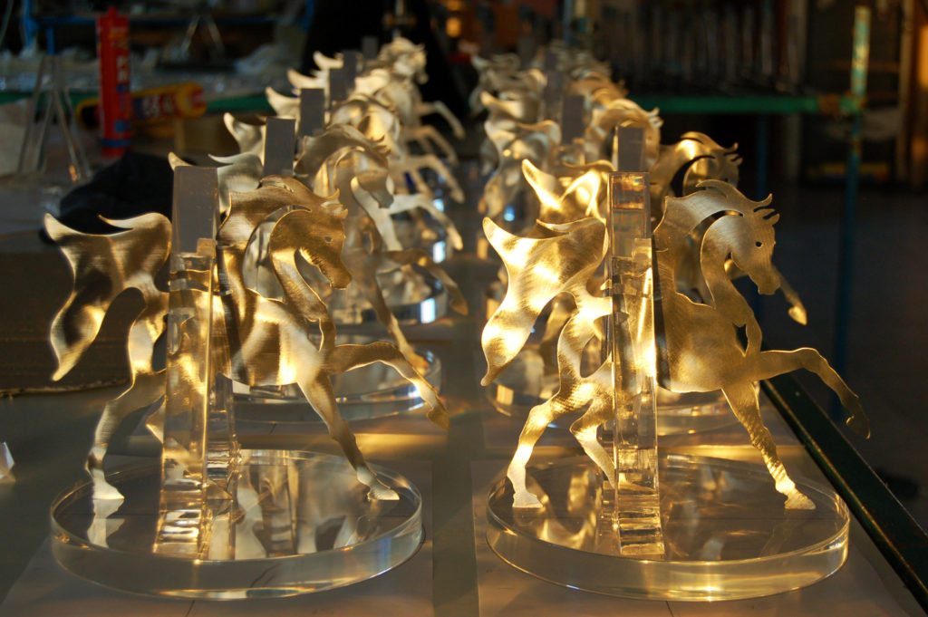 mark, aspinall, sculpture, arabian, horse, trophies, anica, competition